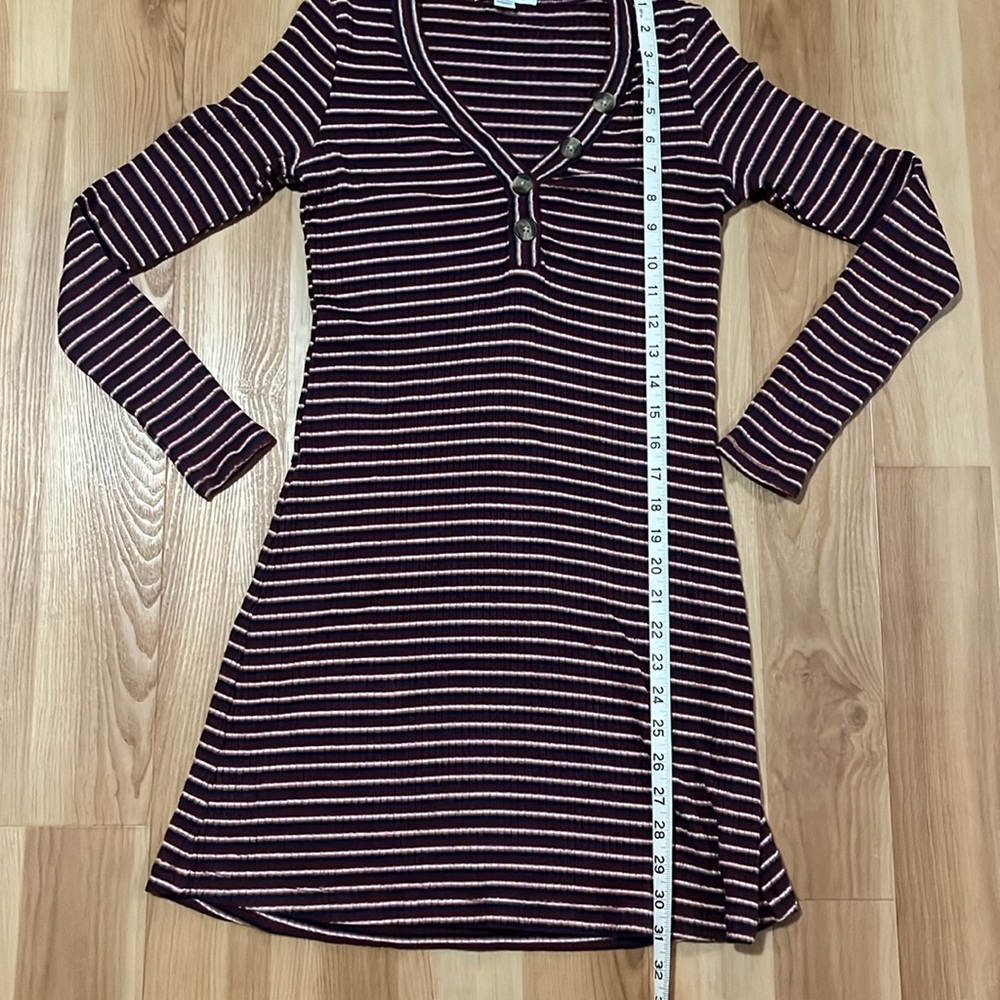 Striped Long Sleeve Fall Dress 🍂 - Picture 4 of 4